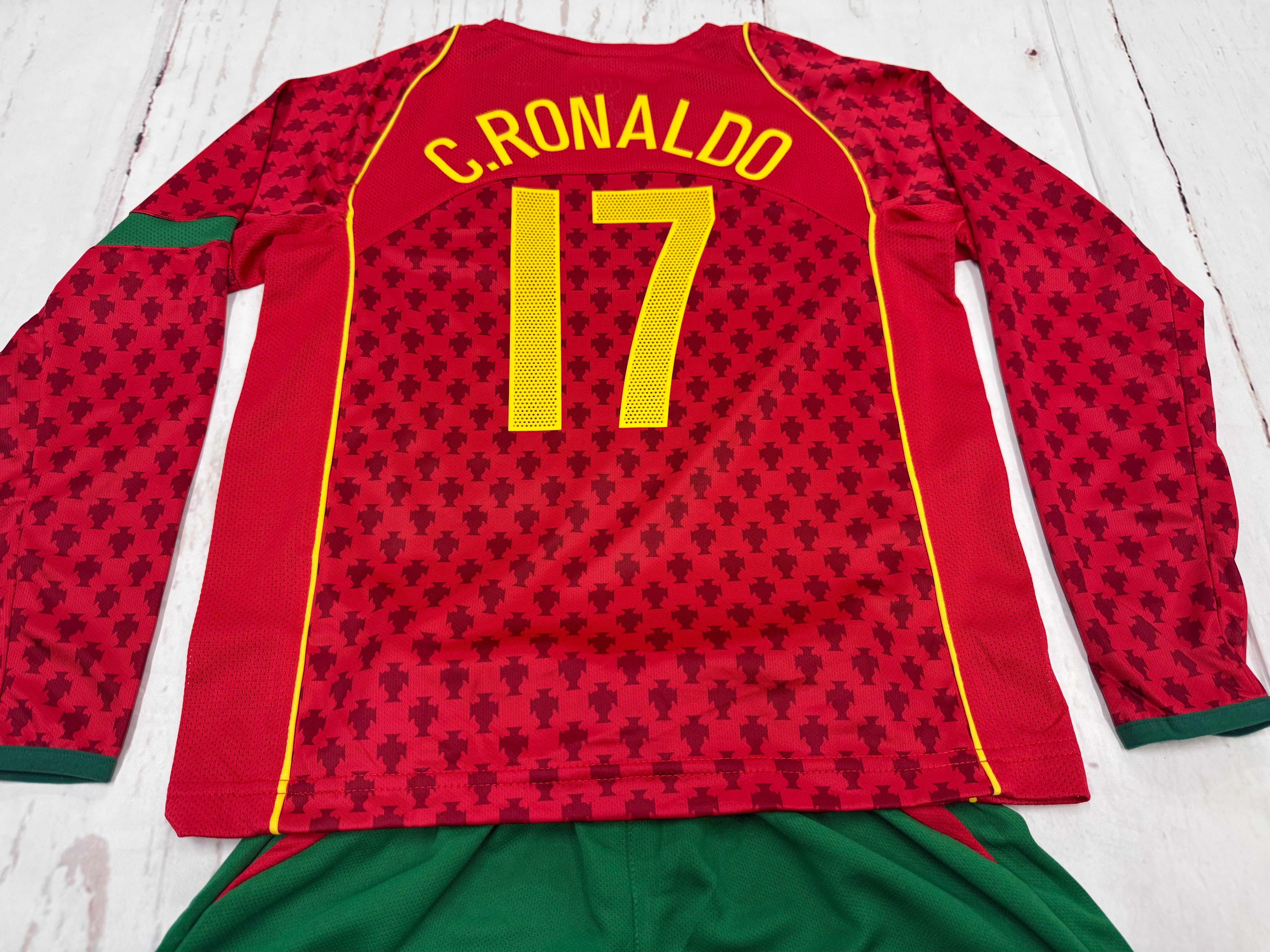 Youth Ronaldo Retro Jersey Long Sleeve Portugal Kit (Jersey+Shorts)
